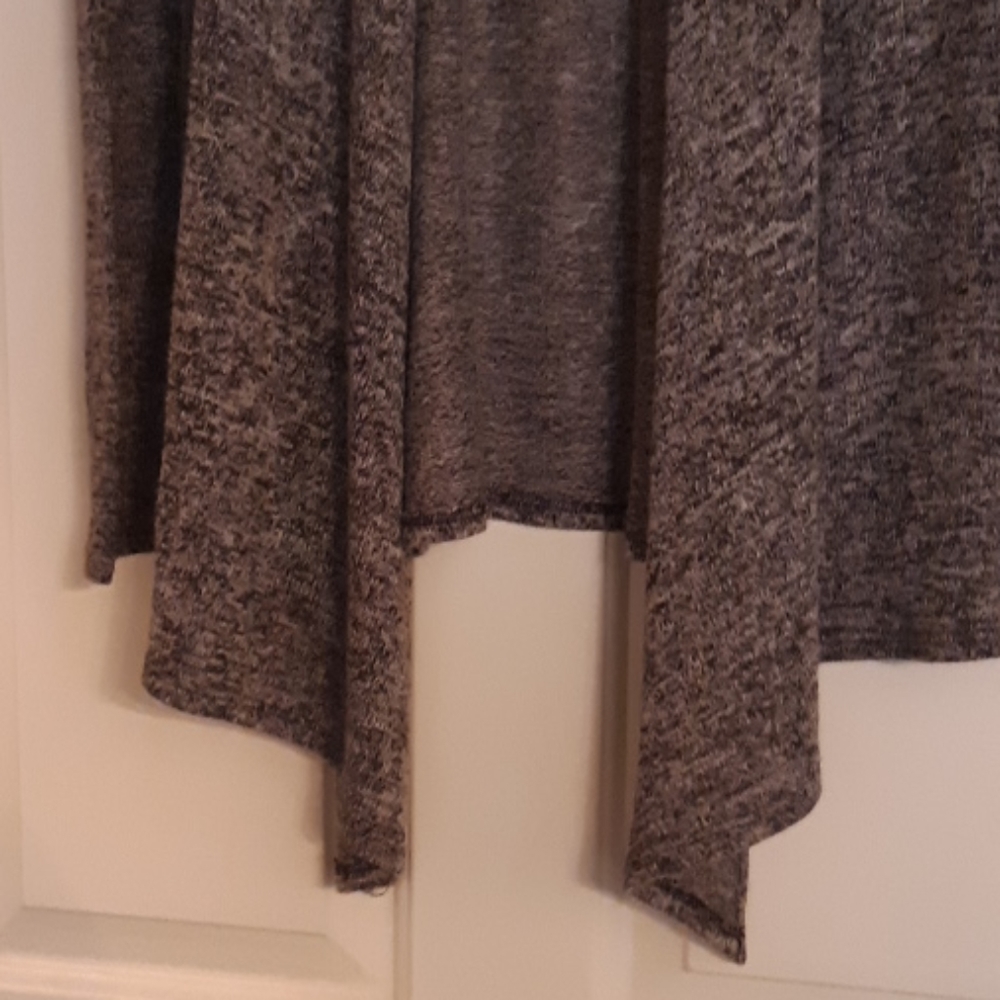 Wrap/shawl - Picture 2 of 3